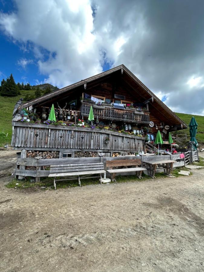 Haus Laubreuter Appartement Kaprun Buitenkant foto