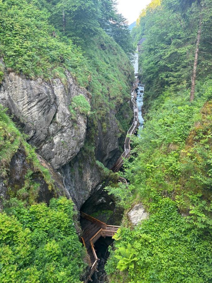 Haus Laubreuter Appartement Kaprun Buitenkant foto