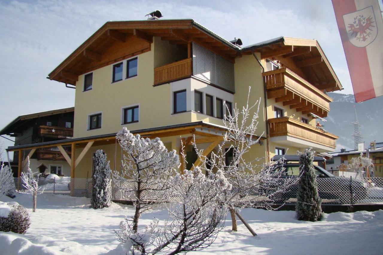 Haus Laubreuter Appartement Kaprun Buitenkant foto